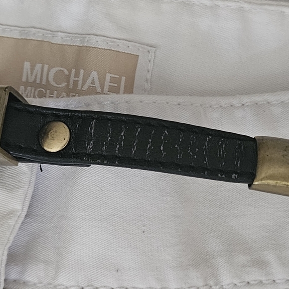 Michael kors white roll up shorts with belt size 4 - Picture 6 of 10